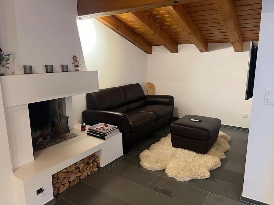 Modern 2 Bedroom In *